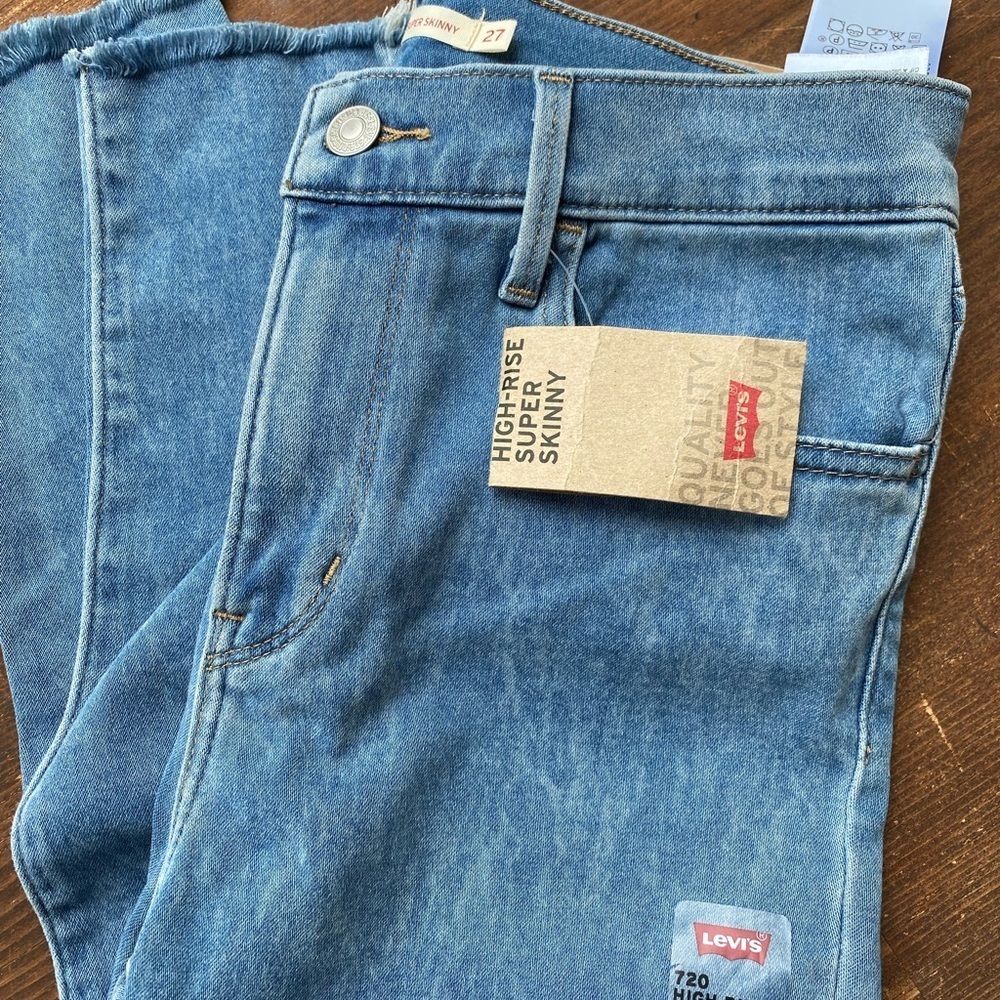 Levi’s 720 High Rise Super Skinny